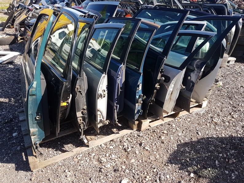 ZALIOS Opel Meriva 2004 Drzwi - TYLNE PRAWE