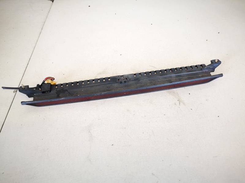 1J6945097C Volkswagen Golf 2000 Emergency Third Brake Light (Third Brake Light)