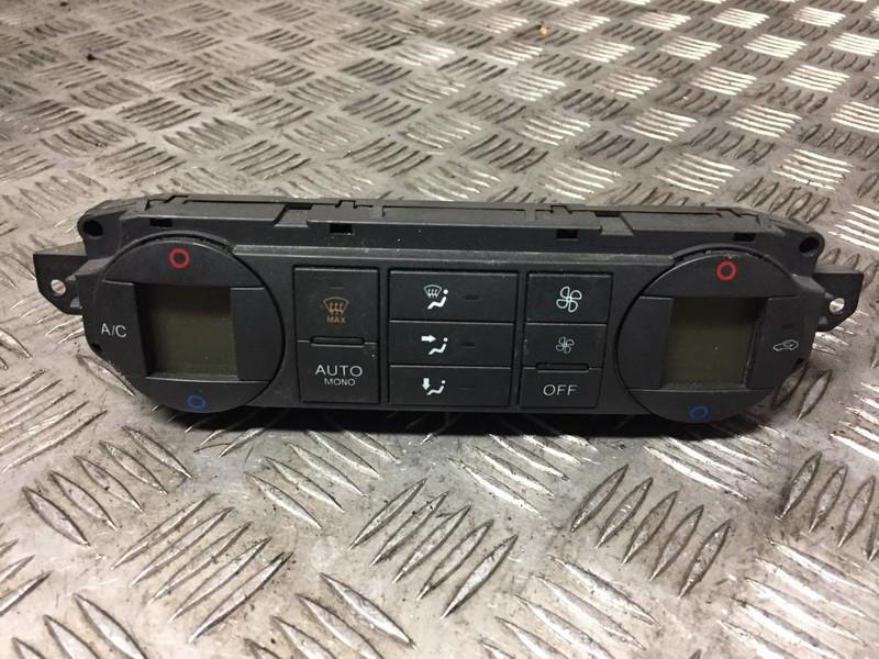 6N4T18C612AC Ford Focus 2005 Klimata vadības panelis (sildītāja vadības slēdži)