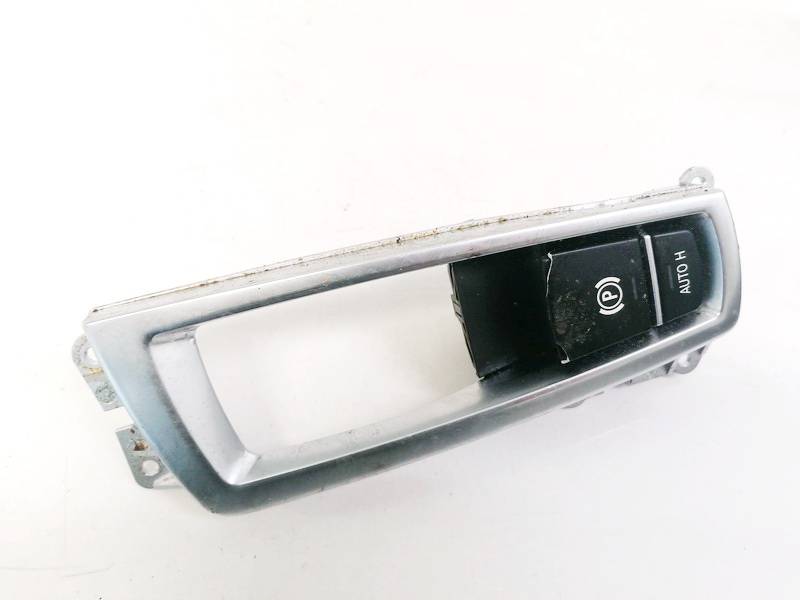 921759401 BMW 5-Series 2013 Кнопка фиксатора стояночного тормоза