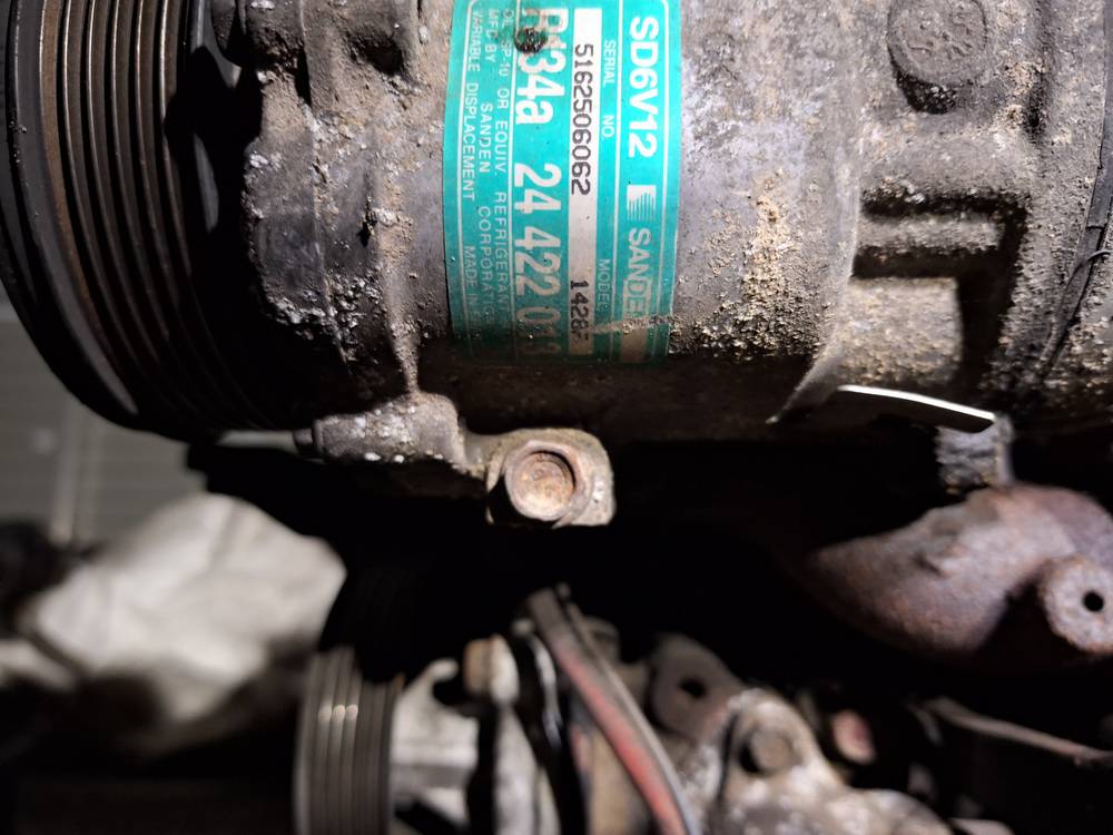 24422013 Opel Astra 2000 Kondicioniera sūknis - Thumbnail 4