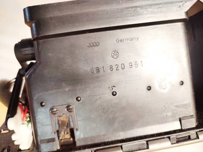 4B1820951 Audi A6 2002 Salona gaisa restes - Thumbnail 2