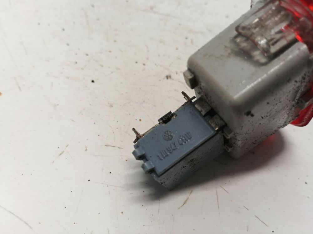 1L0947411B Skoda Octavia 2006 Duru apsvietimas P.D. - Thumbnail 5