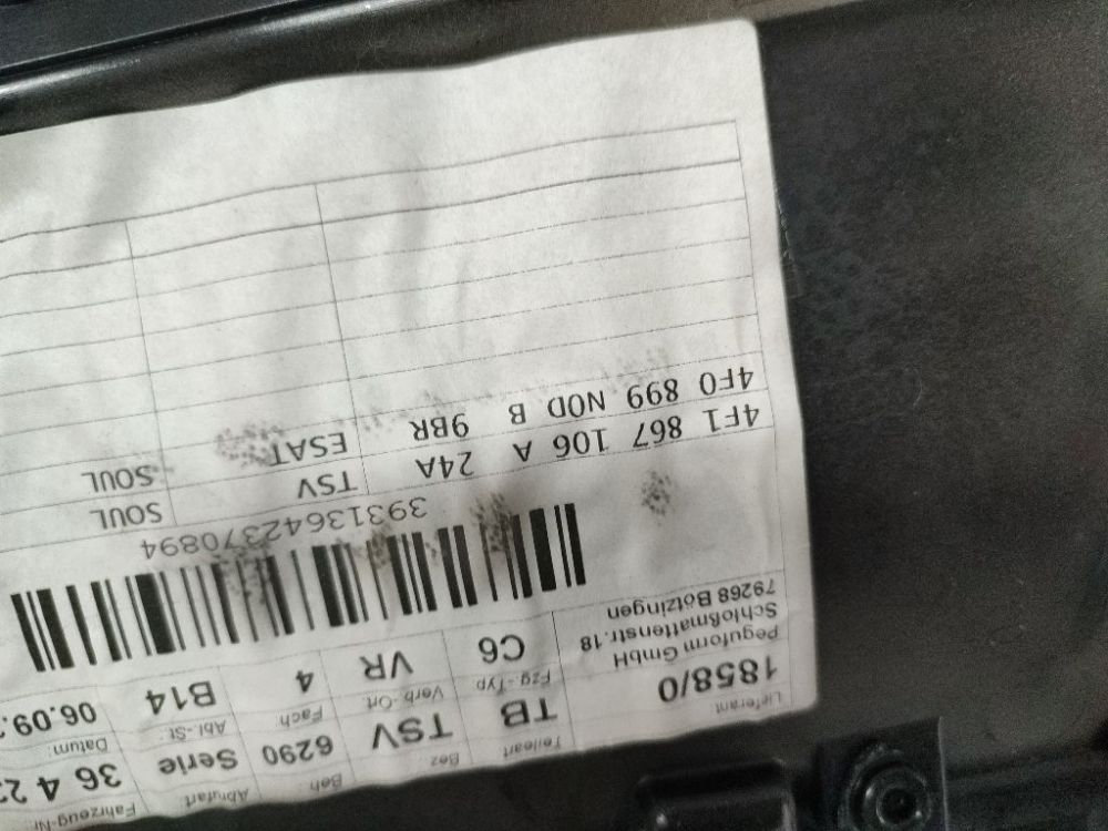 4F1867106A Audi A6 2005 Duru apmusimas (apdaila-absifkes)  P.D. - Thumbnail 4