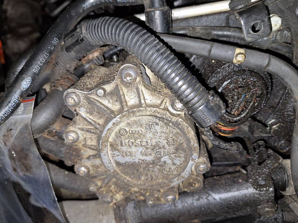 03G145209 Audi A3 2005 Jarrujen tyhjiöpumppu