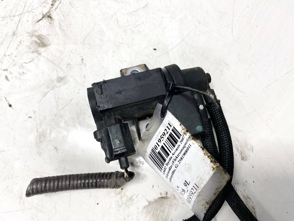 258190R011 Toyota Avensis 2007 CAPTEUR PRESSION TURBO