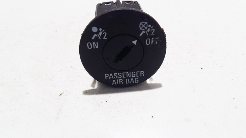 13268602 USED AIRBAG on off Switch (SAFETY ON-OFF SWITCH) Opel Insignia ...