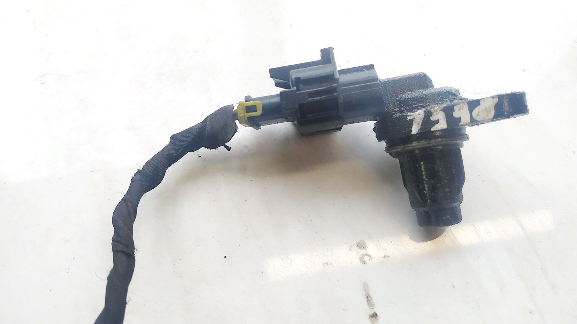 393002A000 Hyundai i30 2012 Kurbelwellensensor Impulsgeber - Thumbnail 2