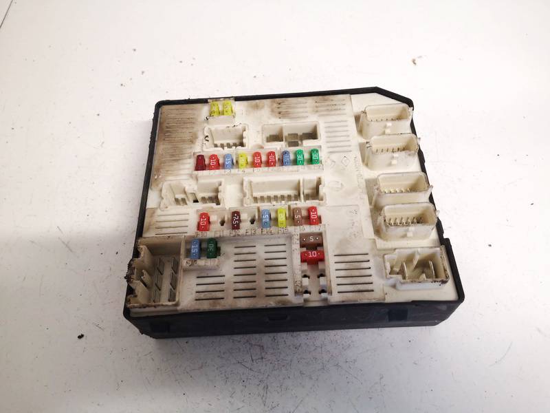 284B66052R Renault Laguna 2009 Skrzynka bezpieczników