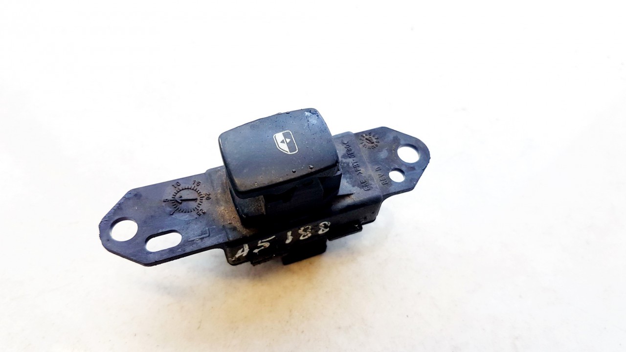 05082089AA Chrysler Pacifica 2004 Power window control (Window Regulator-Window Switch)