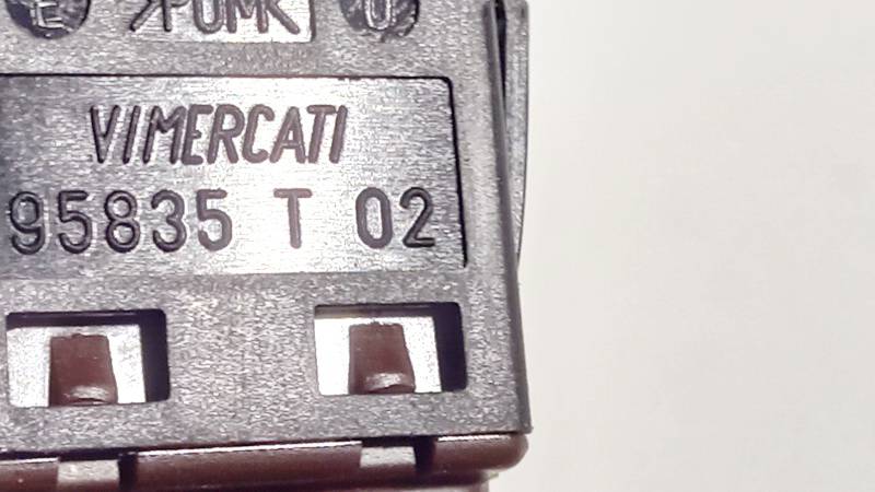 95835T02 Citroen C5 2009 Interruptor de encendido-apagado del airbag de pasajero - Thumbnail 4