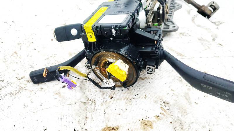 1K0953513A Volkswagen Golf 2004 Turn Indicator and wiper stalk switch