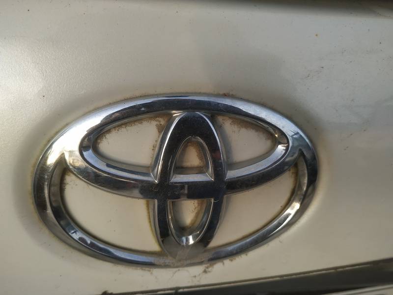 Toyota Highlander 2012 Galinis zenkliukas (Emblema) G. - Thumbnail 2