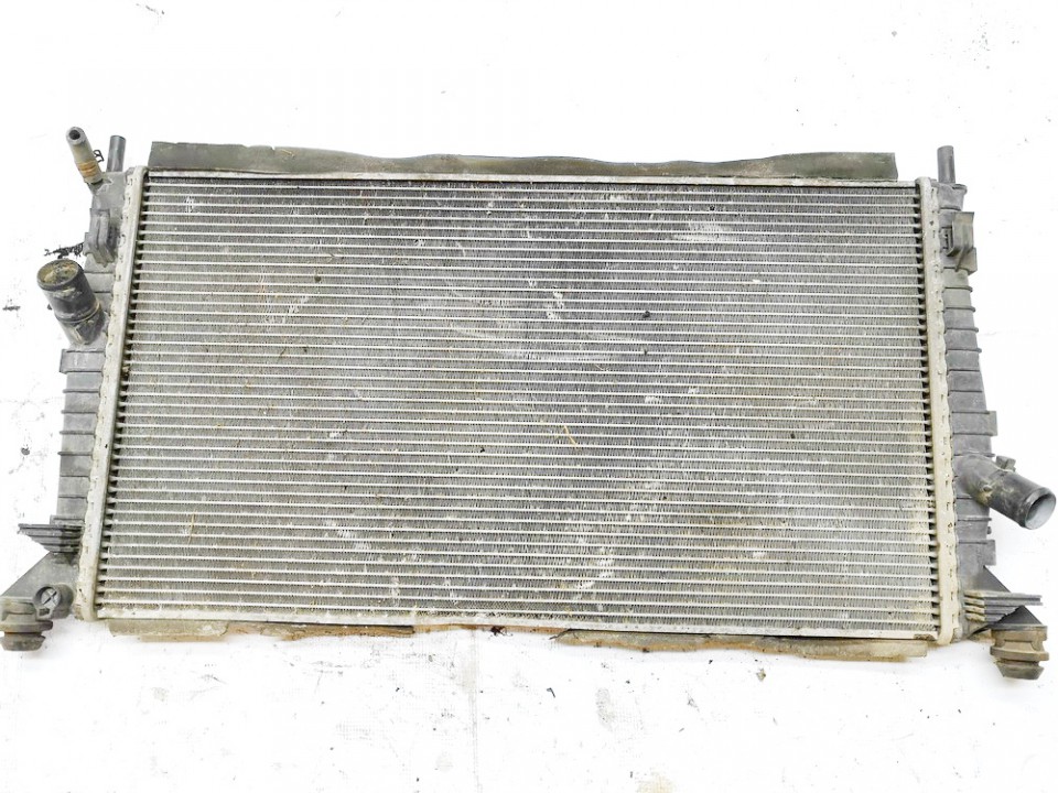 3M5H8005RK Ford Focus 2005 Ūdens radiators (dzesēšanas radiators)