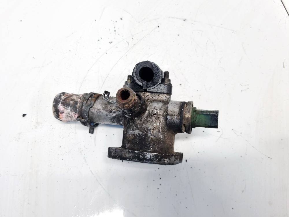 038121133A Volkswagen Passat 2001 Thermostat Housing (Flange)