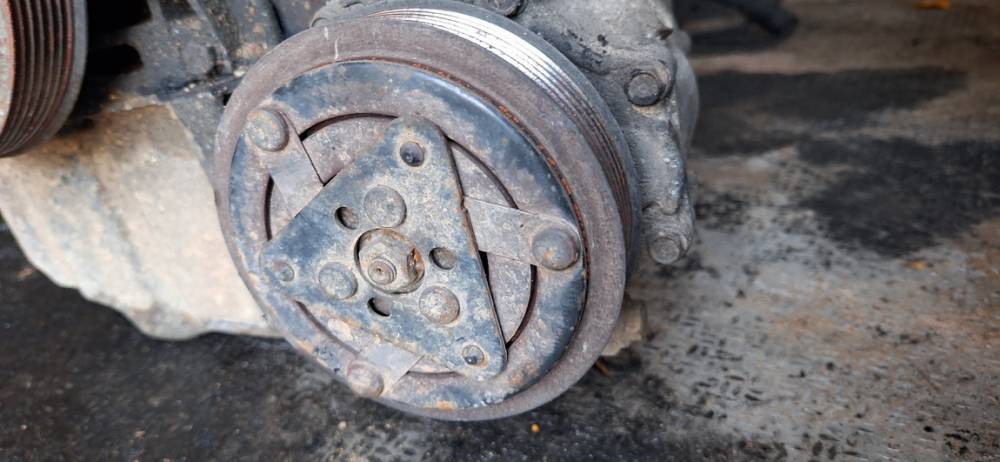 Ford C-MAX 2003 AC AIR Compressor Pump - Thumbnail 2