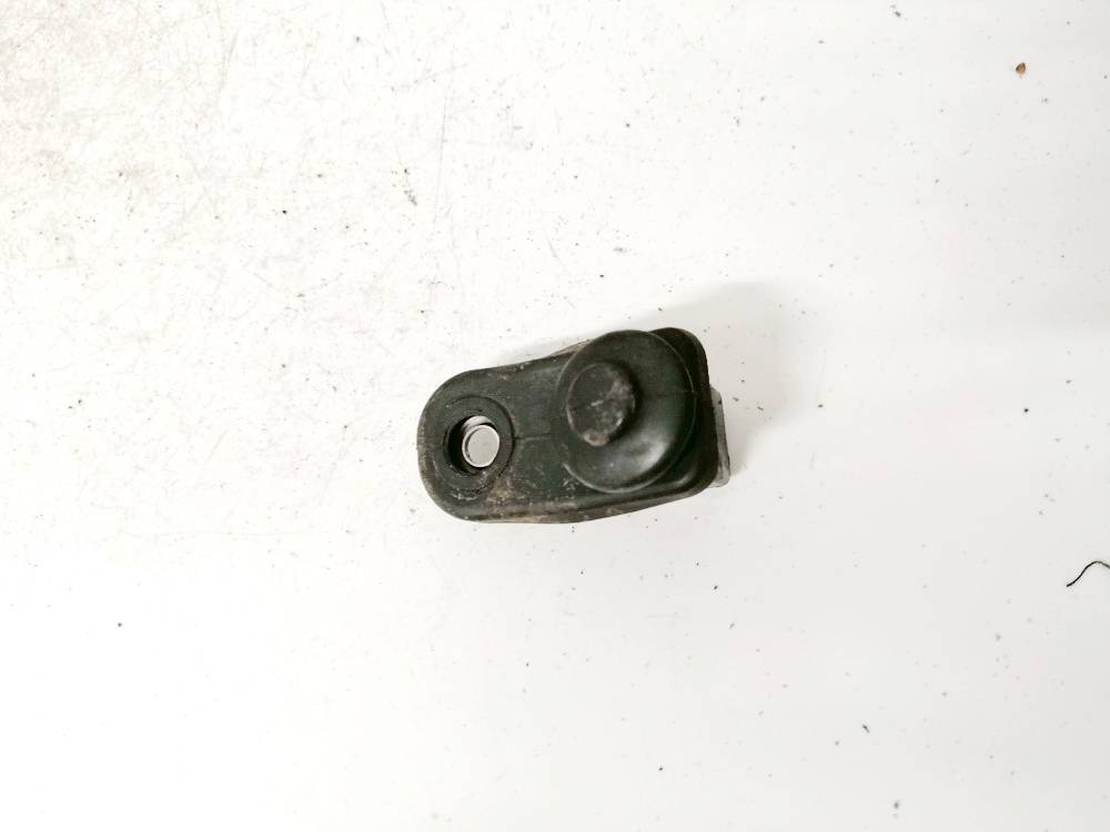 MB953382 Mitsubishi Colt 2007 door contacts left