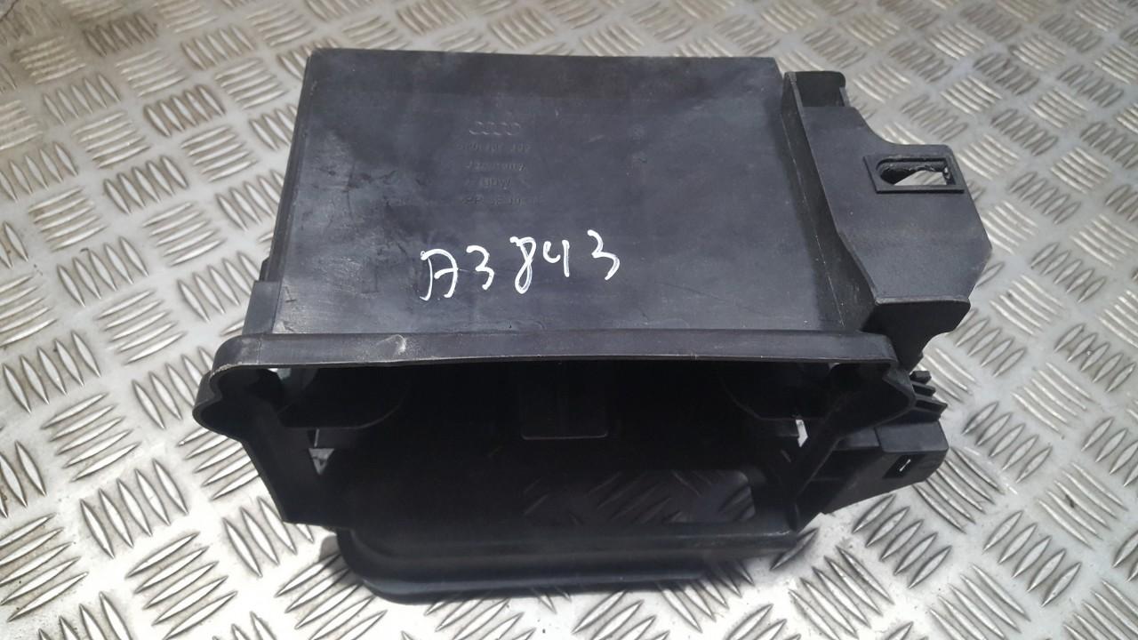 8Z0907355 Audi A2 2002 Wykończenie wnętrza (plastikowe elementy)