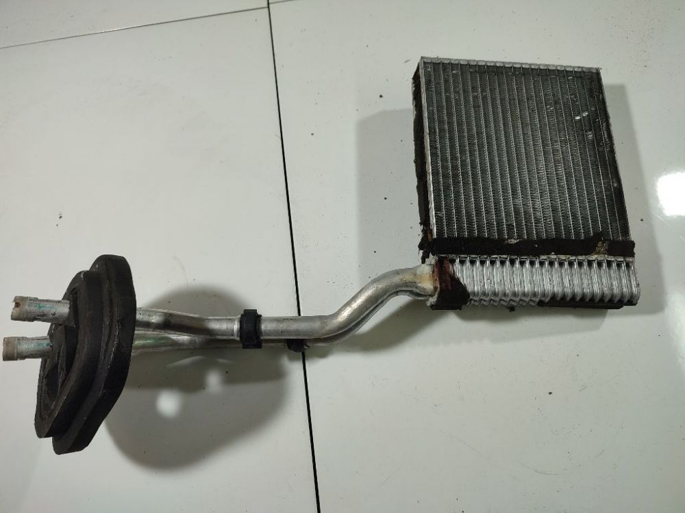 Volvo V50 2005 Salono peciuko radiatorius - Thumbnail 4