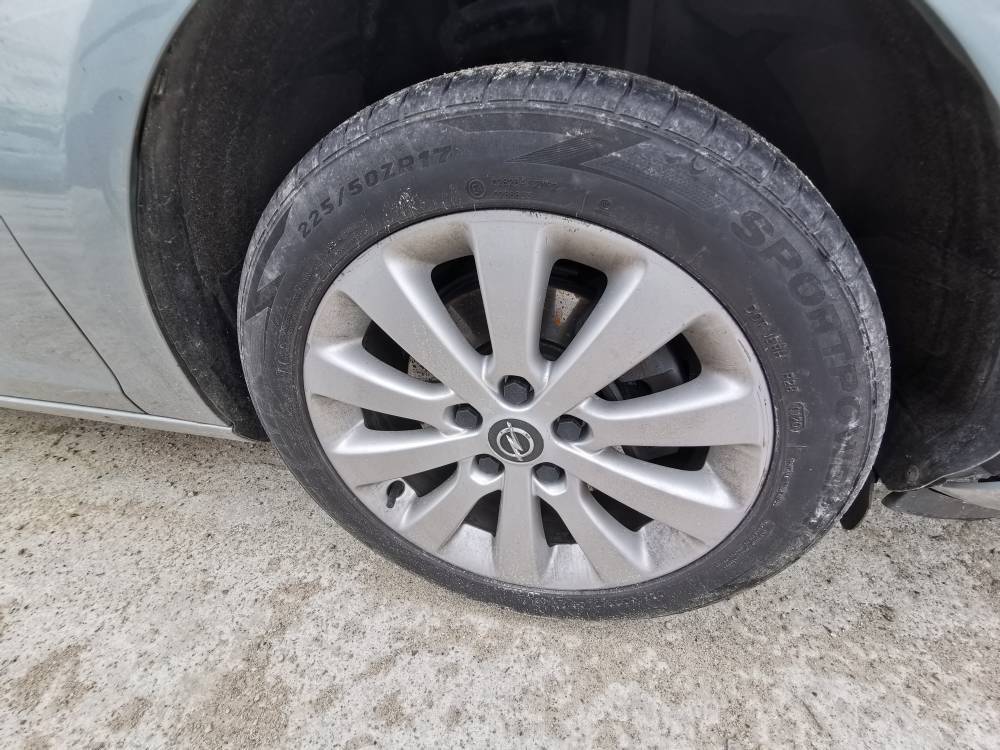 5X115 Opel Astra 2010 Komplet Kół Zimowych R17