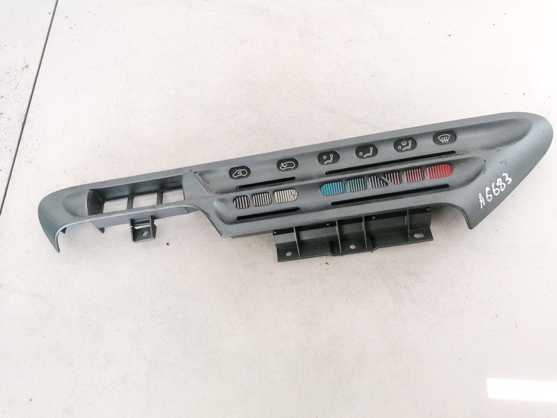 14780230VW Citroen Evasion 2000 Climate Control Panel (heater control switches)