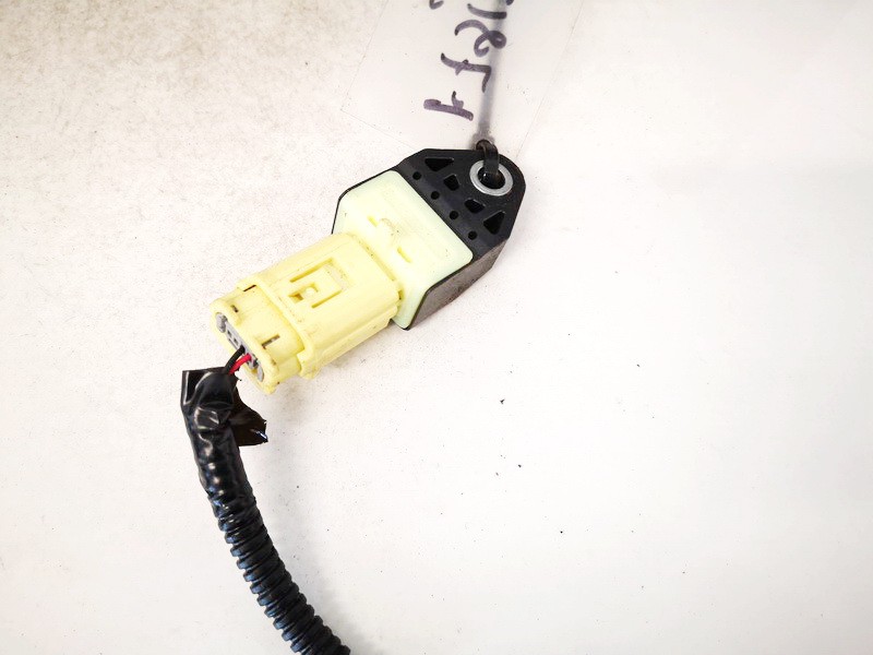 8983133020 Toyota Urban Cruiser 2010 Srs Airbag crash sensor - Thumbnail 3