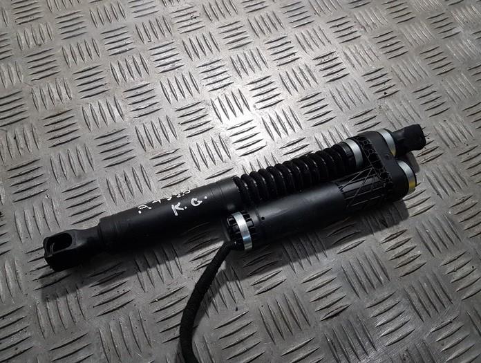 C8P5C Volvo XC 70 2012 Takaluukun iskunvaimennin - TAKANA