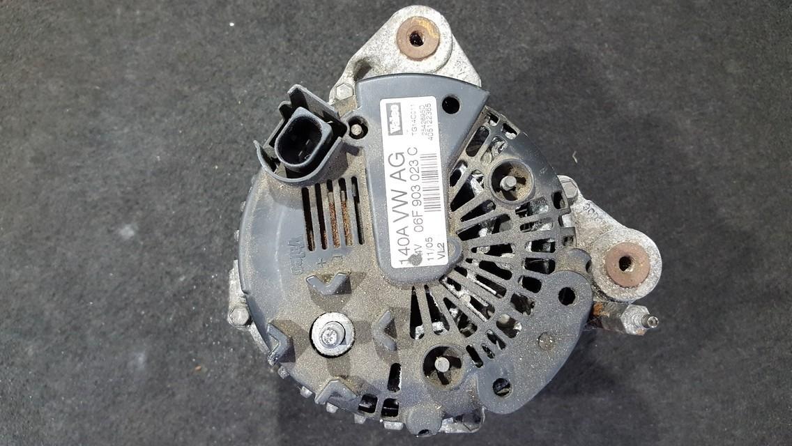 06F903023C Volkswagen Touran 2009 Generaattori