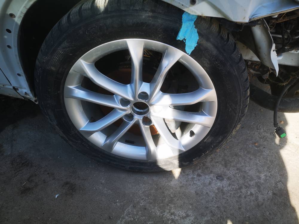 5X112 Audi Q3 2014 Wheels kit R18 - Thumbnail 2