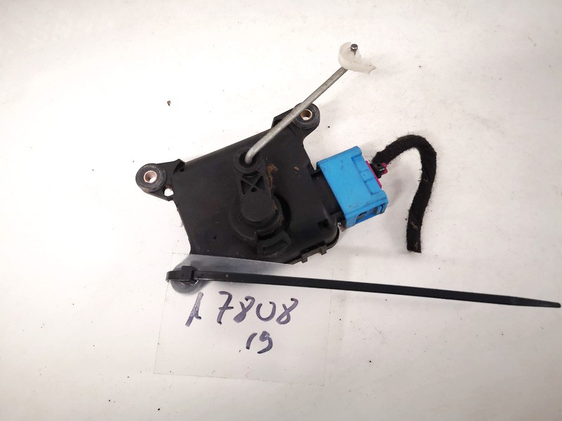 4B1820511M Audi A6 2001 Heater Vent Flap Control Actuator Motor - Thumbnail 3