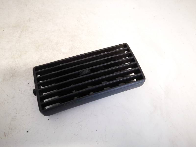 1J0819755B Volkswagen Golf 2002 Dash Vent (Air Vent Grille)