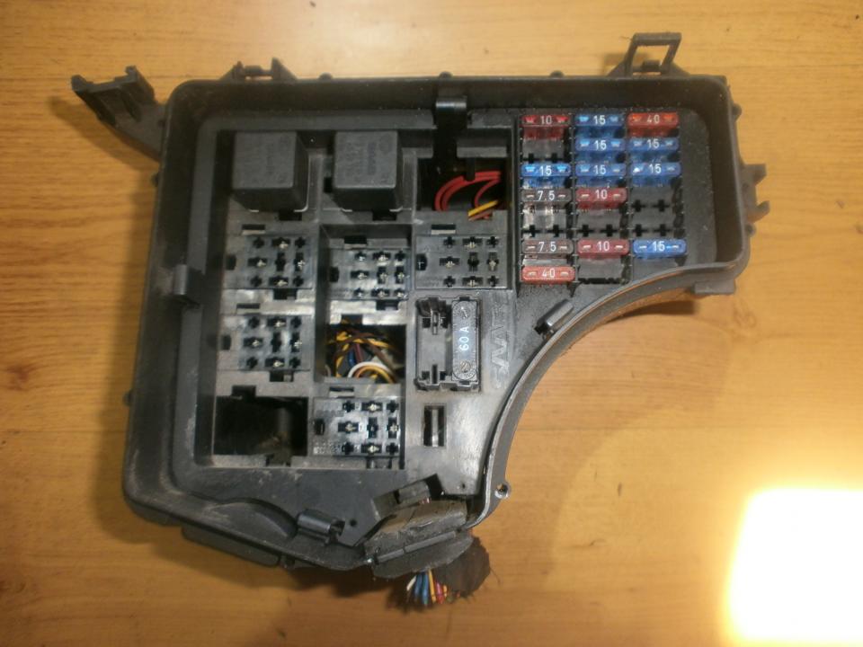 saab4409959 Fuse box SAAB 900 1993 2.0L - EIS00019263 | Used Auto Parts