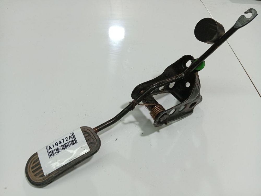 Toyota Yaris 2005 Accelerator throttle pedal (potentiometer)