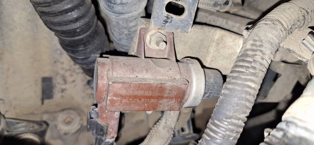 70096803 Mazda 3 2010 Electrical selenoid (Electromagnetic solenoid) - Thumbnail 3