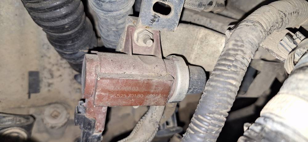 70096803 Mazda 3 2010 Electrical selenoid (Electromagnetic solenoid) - Thumbnail 2