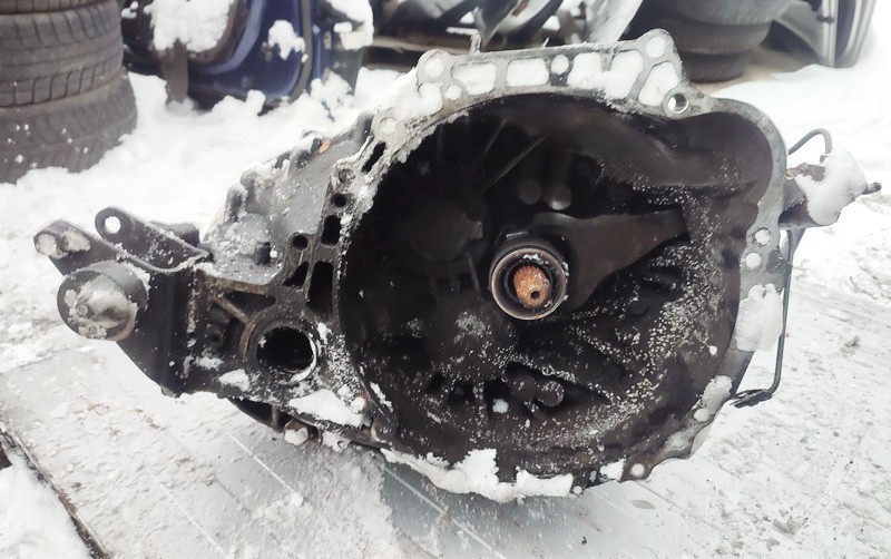 Toyota Corolla Verso 2006 Gearbox