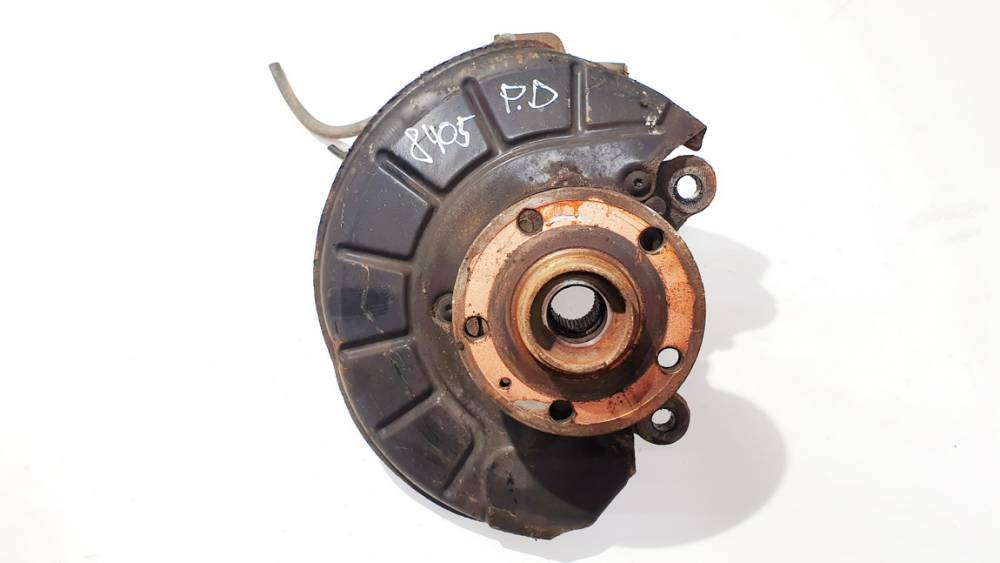 Volkswagen Touran 2006 Steering knuckle - FRONT RIGHT