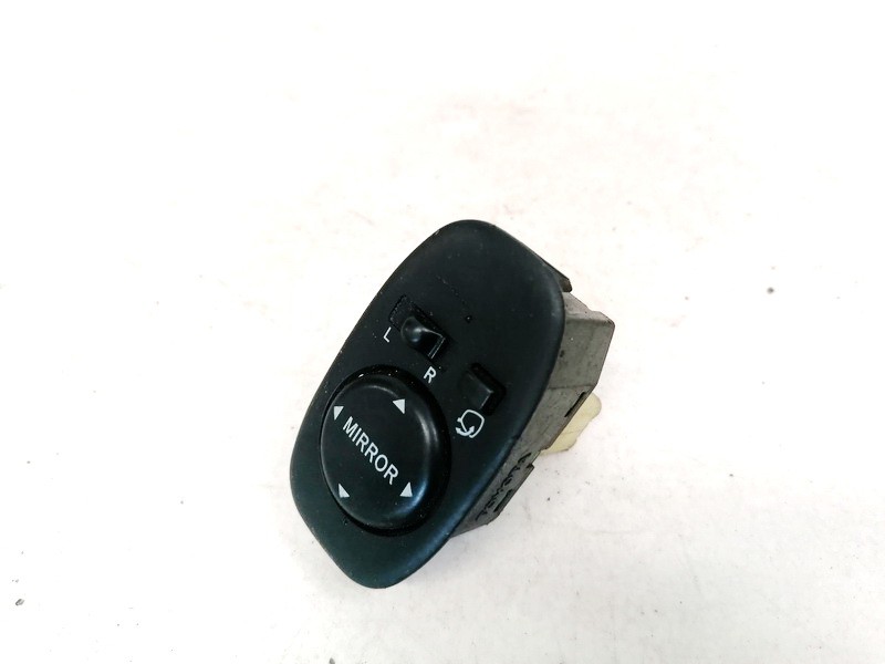 Toyota Corolla 2003 Ulkopuolisten peilien säätö