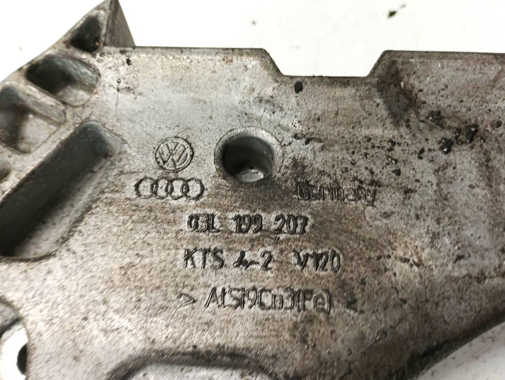 03L199207 Skoda Octavia 2010 Engine Mount Bracket and Gearbox Mount Bracket - Thumbnail 3