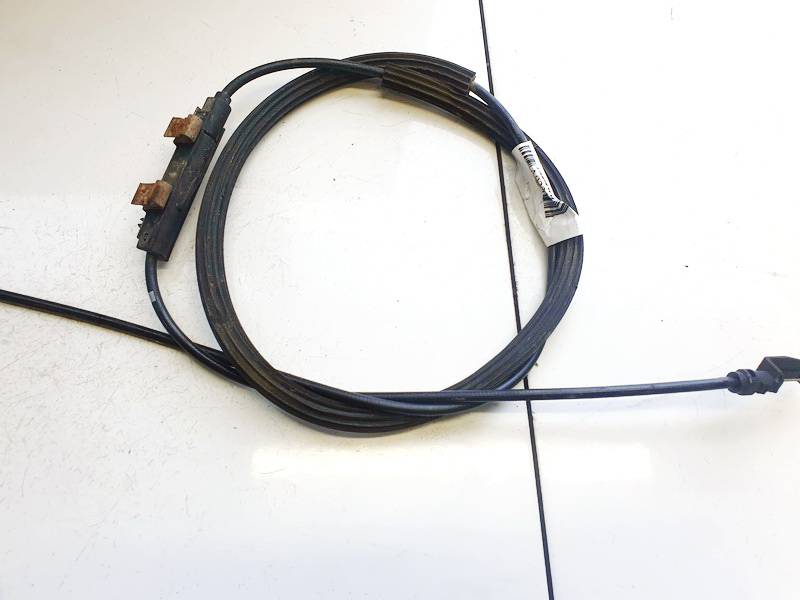 5P1823531 Seat Toledo 2009 Hood Release Cable