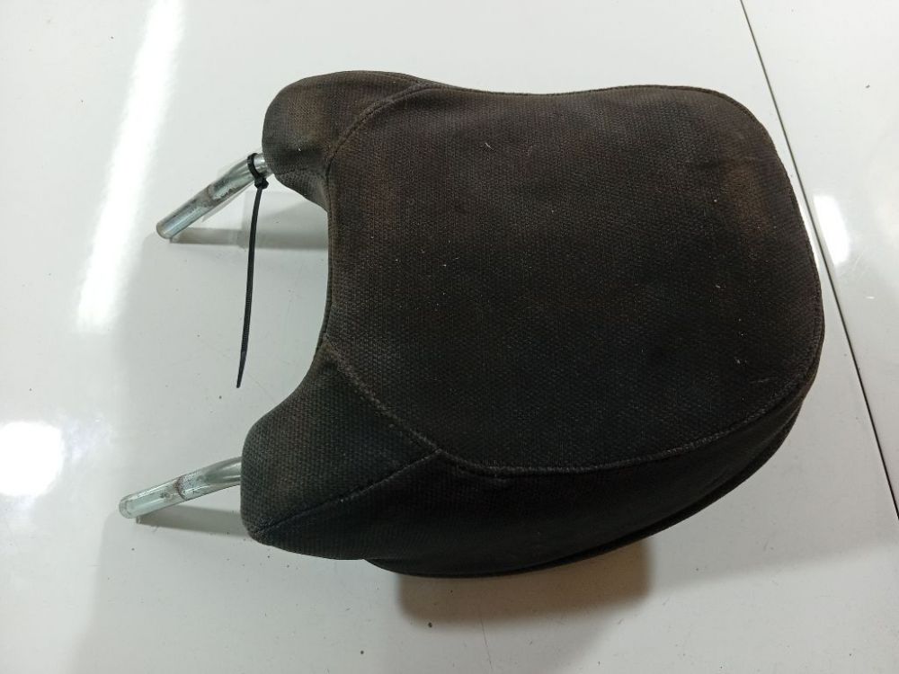 Volvo V70 1998 Seat headrest