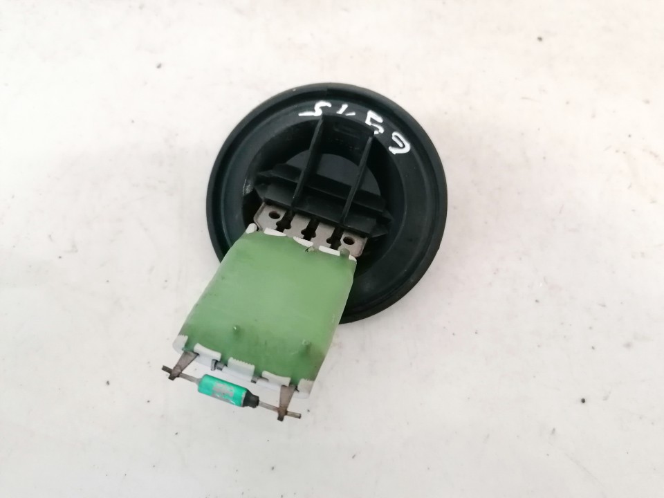used used Heater Resistor (Heater Blower Motor Resistor) Skoda Fabia 2018 1.0L EIS01289295