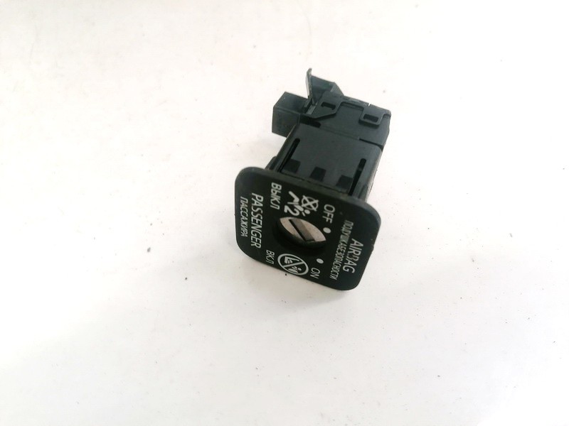 2091B37 USED AIRBAG on off Switch (SAFETY ON-OFF SWITCH) Toyota Auris ...