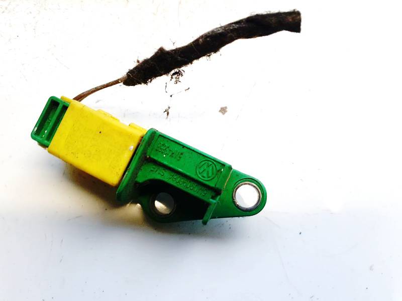 5M0909606A Volkswagen Touran 2014 Srs Airbag crash sensor