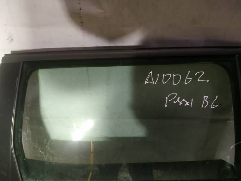 AS2 Volkswagen Passat 2010 Szyba drzwi - TYLNE PRAWE