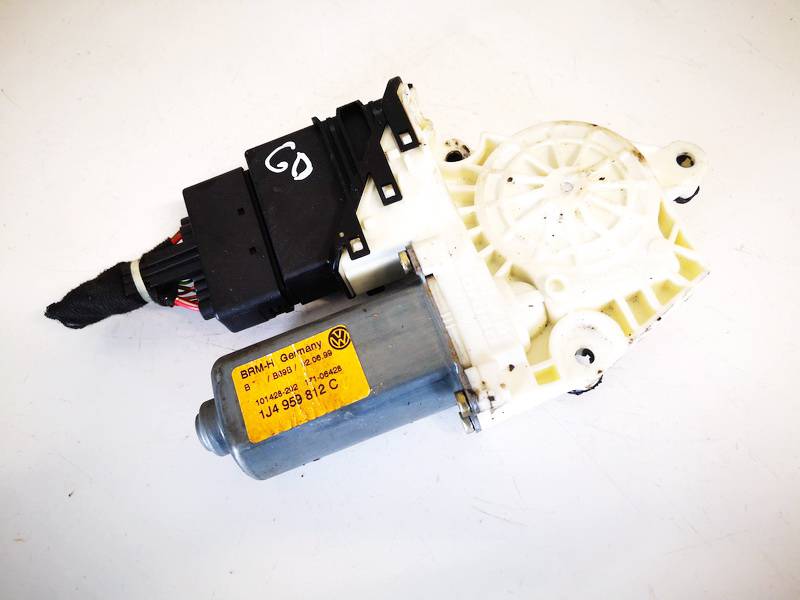 1J4959812C Volkswagen Bora 1999 Window Motor - REAR RIGHT