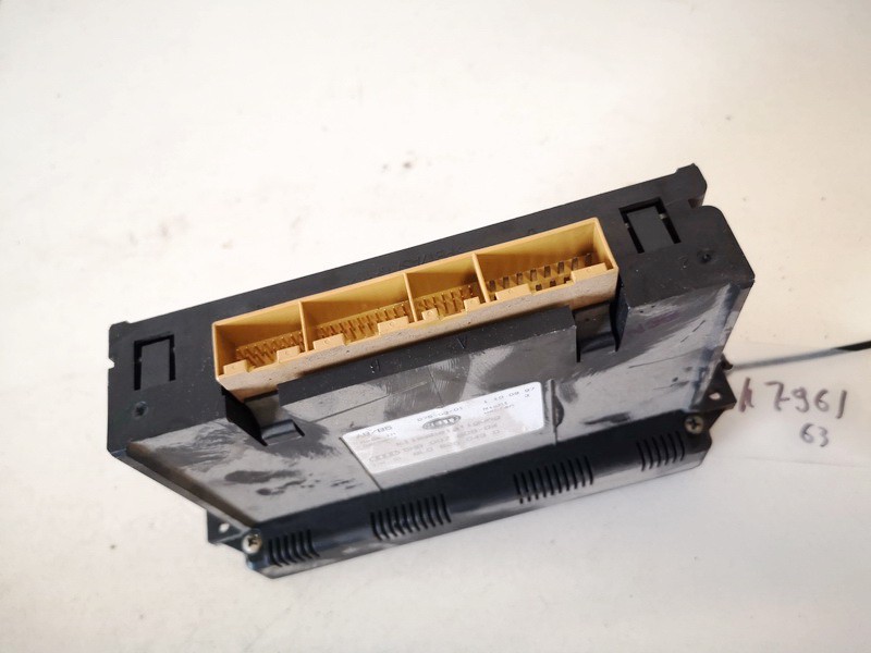 8L0820043D Audi A4 1997 Klimata vadības panelis (sildītāja vadības slēdži) - Thumbnail 3