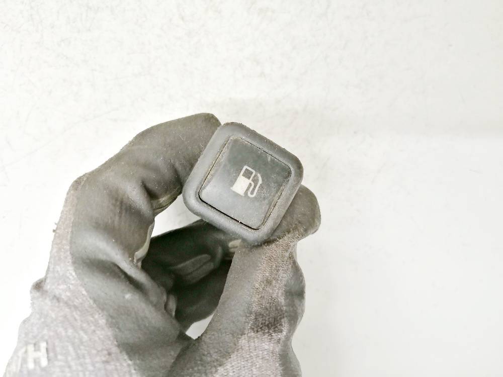 3B0959833A Volkswagen Golf 1998 Fuel Cap Switch (Gas Fuel Door Switch Button)
