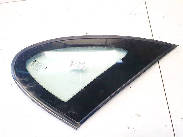 DOT24M68AS2 Opel Vectra 2001 Aizmugurējais virsbūves sānu stikls - AIZMUGURE PA LABI