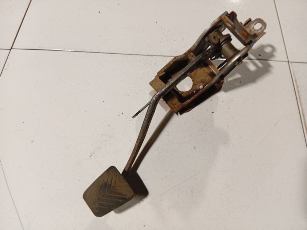 Kia Ceed 2007 Clutch pedal